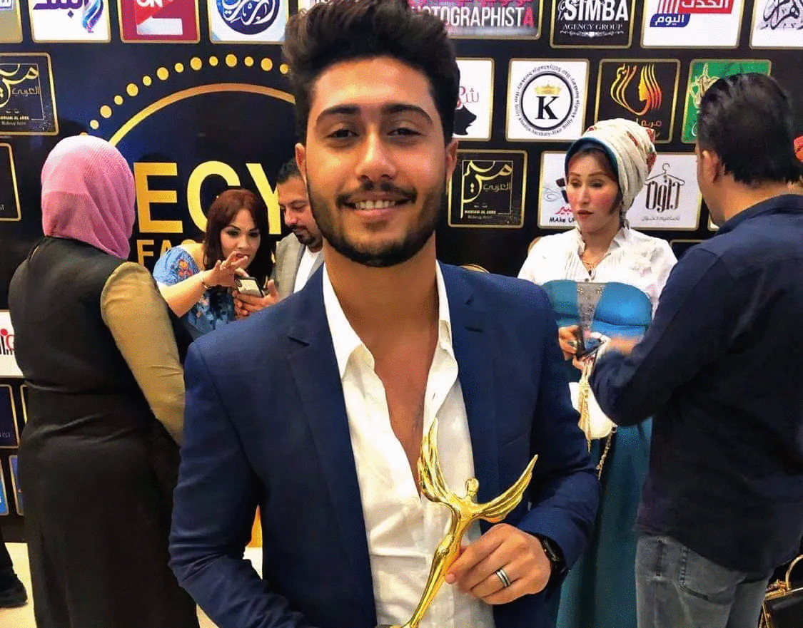 عمر معجزة يشارك حسن أبو الروس في إعلانه الجديد