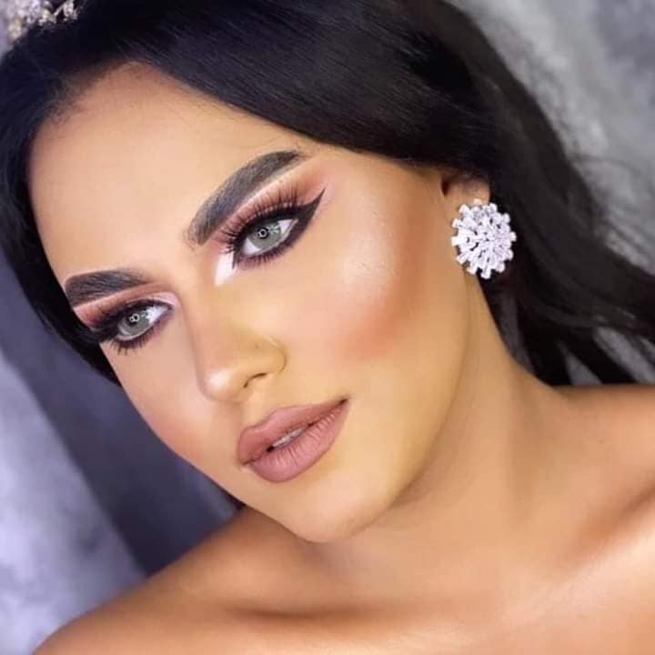 ميرنا عاطف تتألق في أحدث إطلالة بلمسة صفاء موسى
