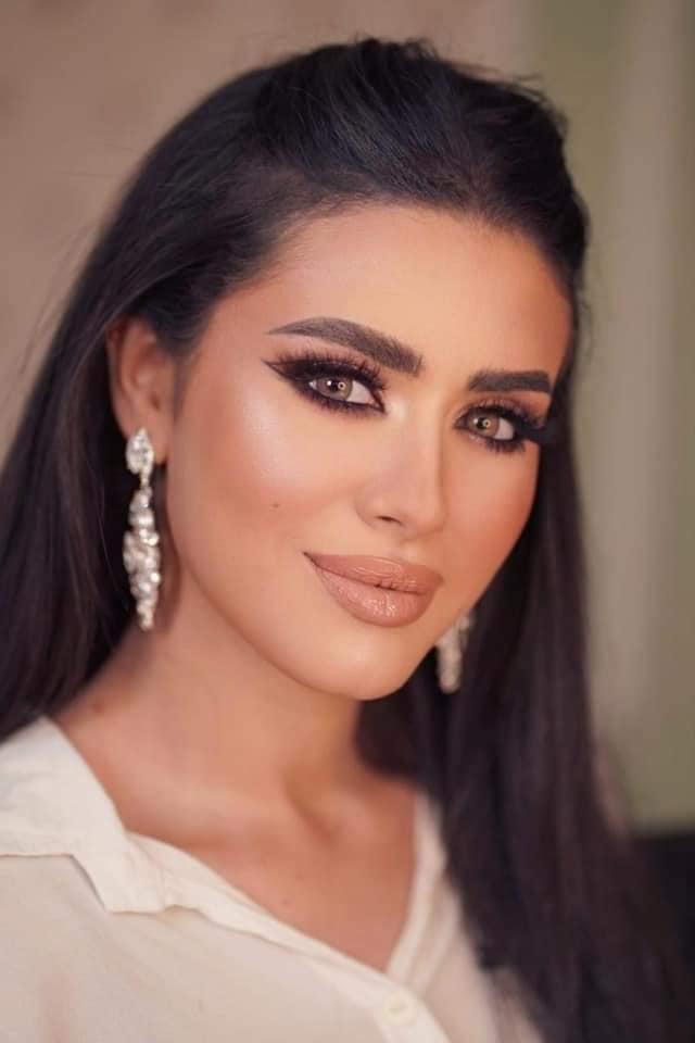 سلمى سامي تتألق في أحدث إطلالة بلمسة صفاء قنديل