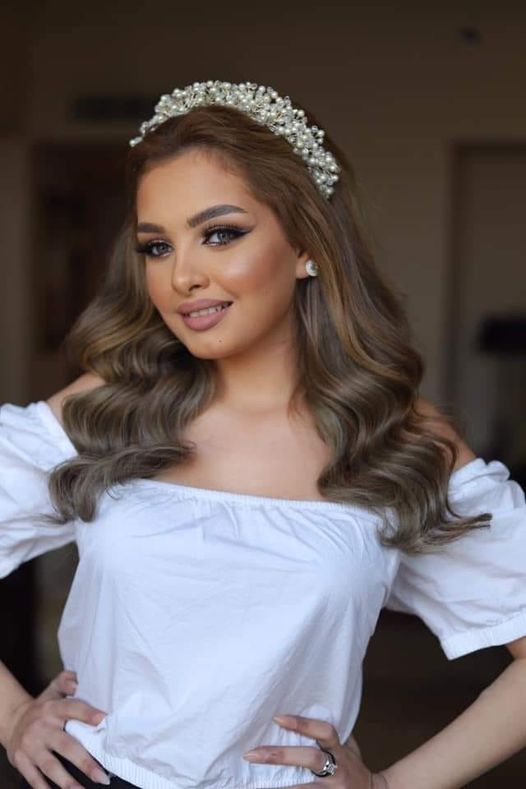 نور أشرف تتألق في أحدث إطلالة بلمسة مي مختار