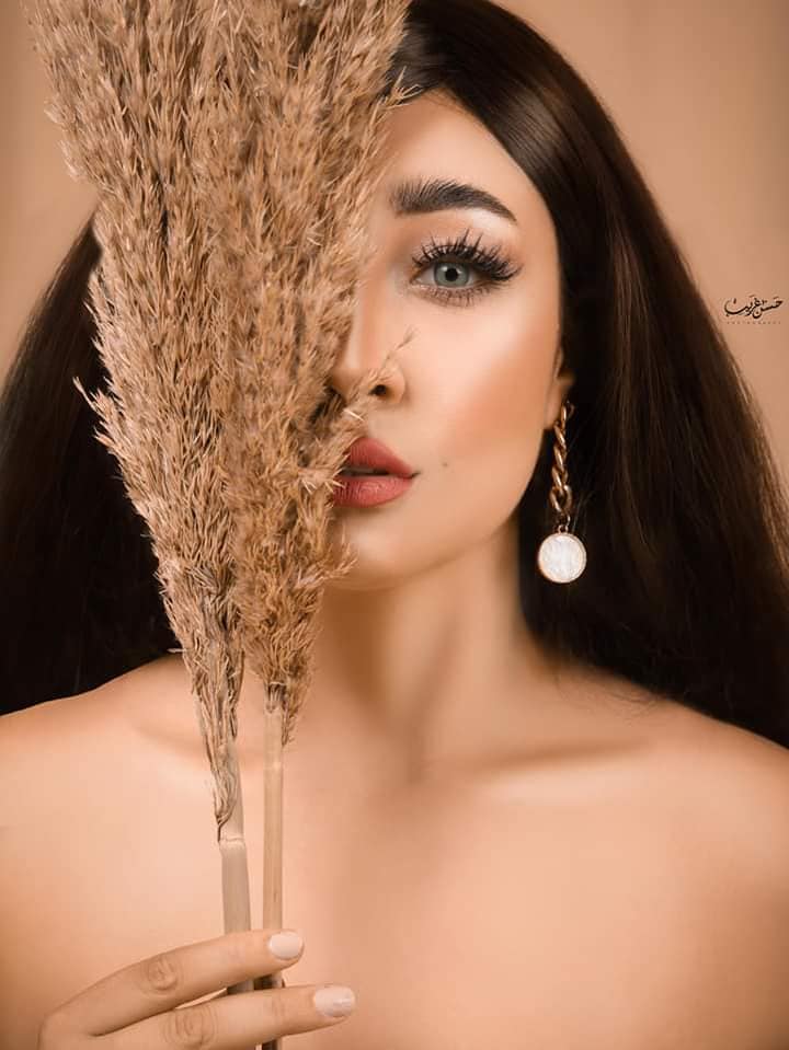 دونا محمد تتألق في أحدث إطلالة بعدسة حسين الغريب