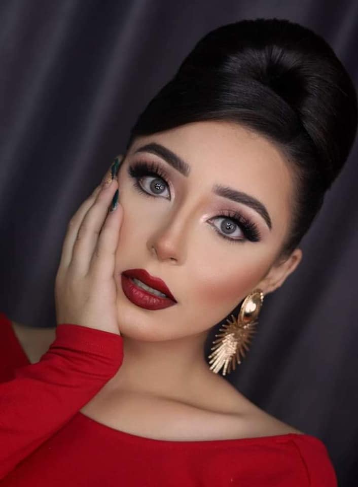 مريم الدسوقي تتالق في احدث اطلالة بلمسة مي الحسيني