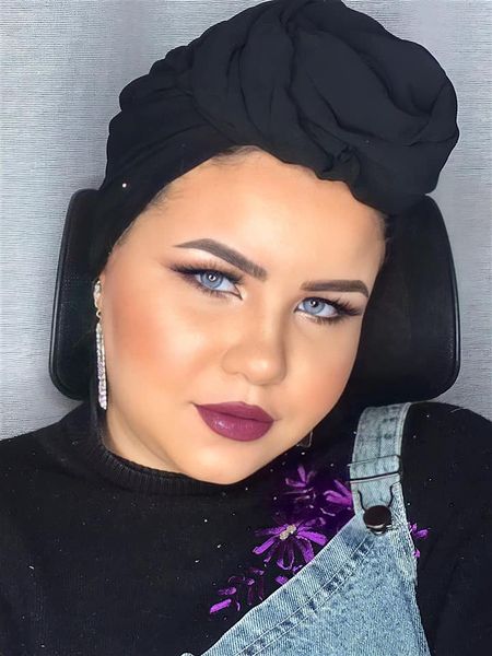 شهد أحمد تتالق في احدث اطلالة بلمسة بوسي اشرف