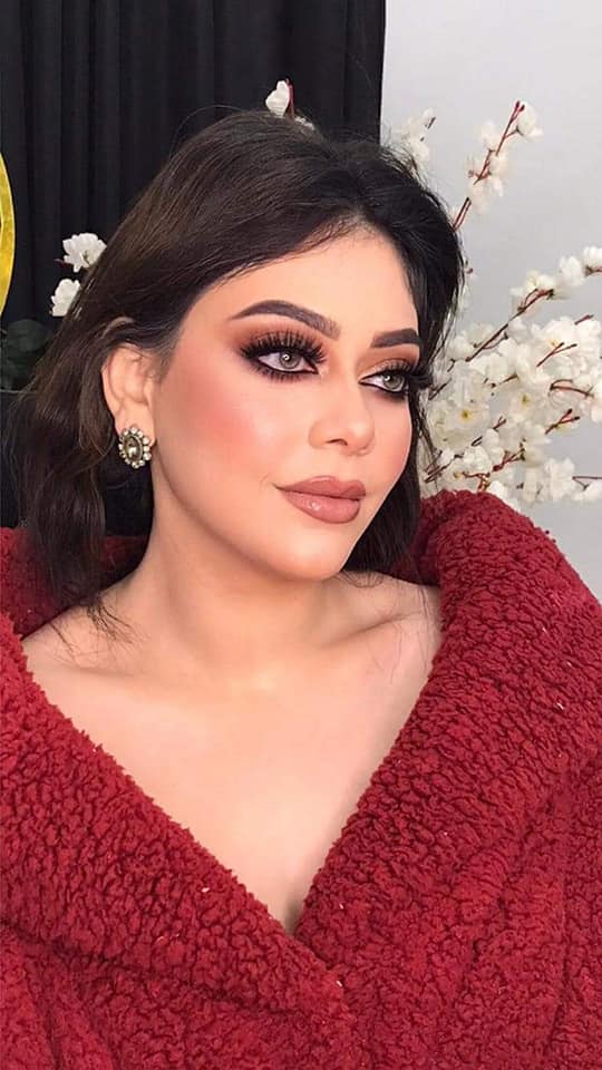 سها غنيم تتالق في احدث اطلالة بلمسة سارة محمد