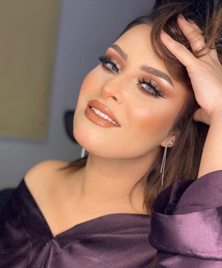 منة ادم تتالق في احدث اطلالة بلمسة اية ابو زيد
