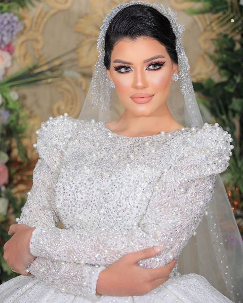 هبة العشري تتوهج في احدث اطلالة بلمسة شيماء اسماعيل