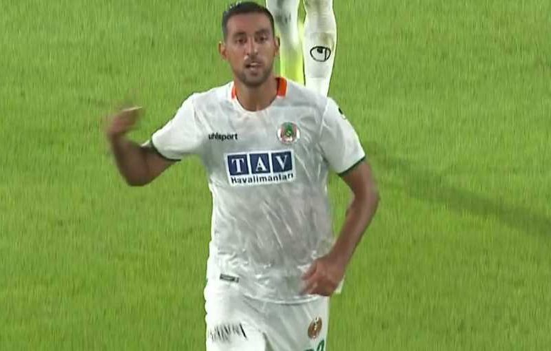 كوكا يشارك في سقوط الانيا سبور أمام فنربخشة بالدوري التركي
