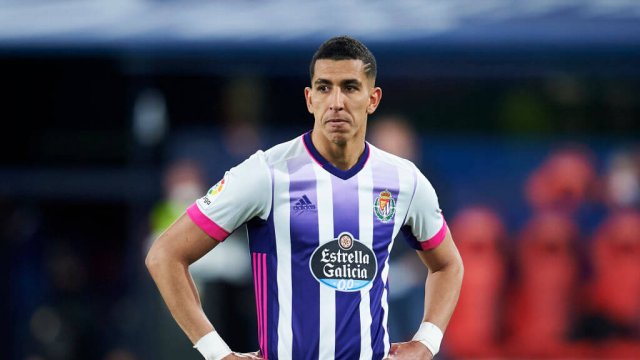 الوحدة ينهي اجراءات ضم مدافع المنتخب المغربي