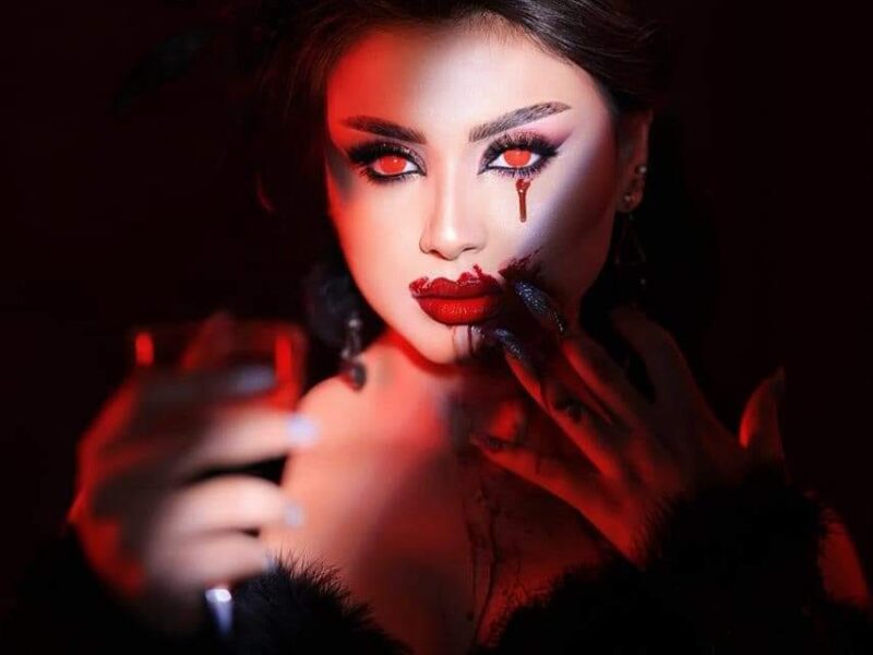 نجوان عصمت تخضع لجلسة تصوير على طريقة دراكولا