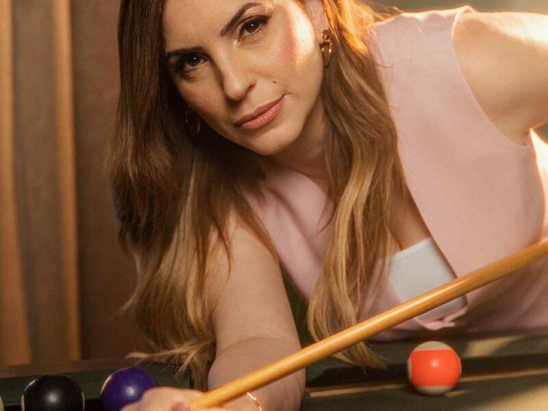 هند عبد العزيز تتألق في احدث ظهور بعدسة مارك اسحاق