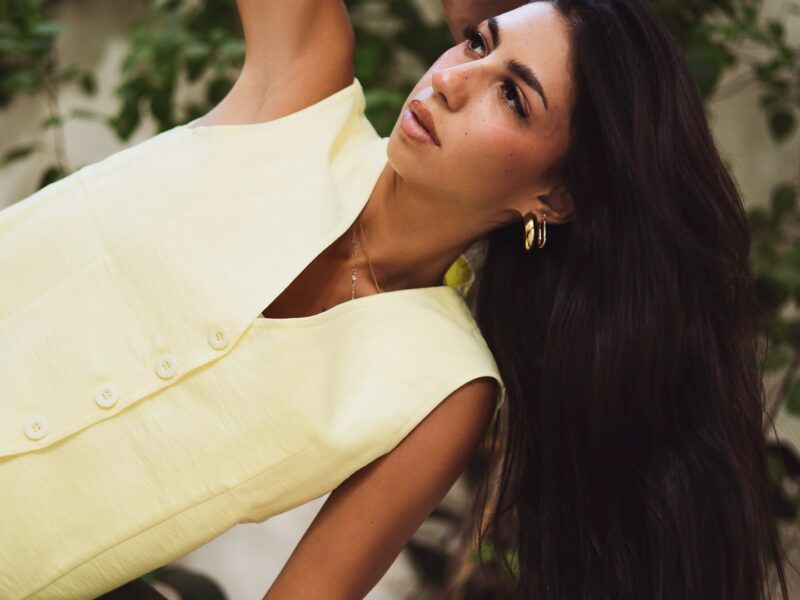 كنزي محمد تتألق في ظهور لافت بعدسة عمر الجوهري