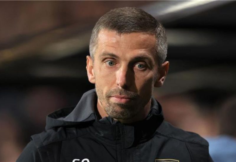 ستراسبورج يقترب من تعيين جاري اونيل مدربا جديدا للفريق