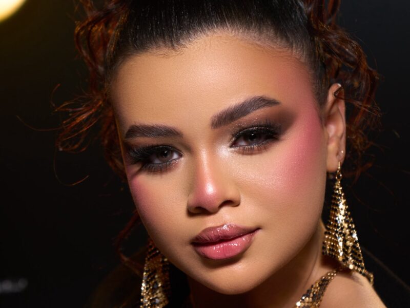 رجاء الريس تخطف الاضواء في ظهور قوي بعدسة محمد الكشكي