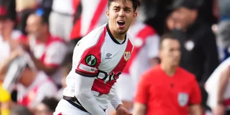 رايو فاييكانو يقترب من التاهل لنصف نهائي دوري المؤتمر الأوروبي