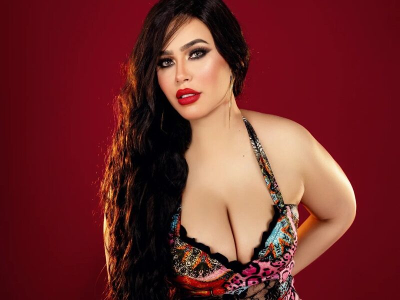 مهرة.. نجمة صاعدة تخطف الأنظار في عالم الرقص الشرقي