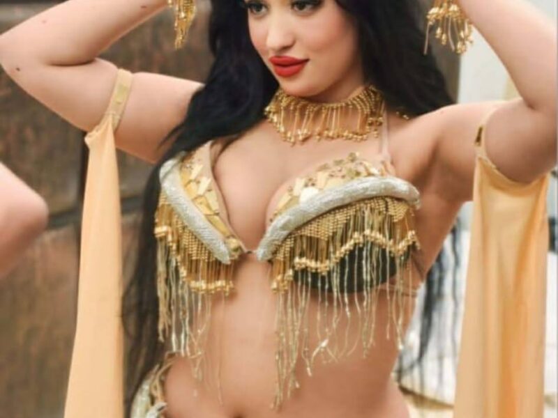 إسلام.. فنانة استعراضية تونسية تفرض حضورها بالأناقة والثقة