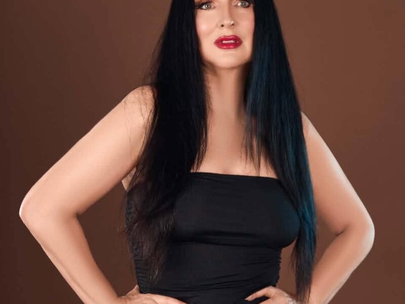 شهرزاد.. فنانة استعراضية أجنبية اختارت الرقص الشرقي لغةً للفن